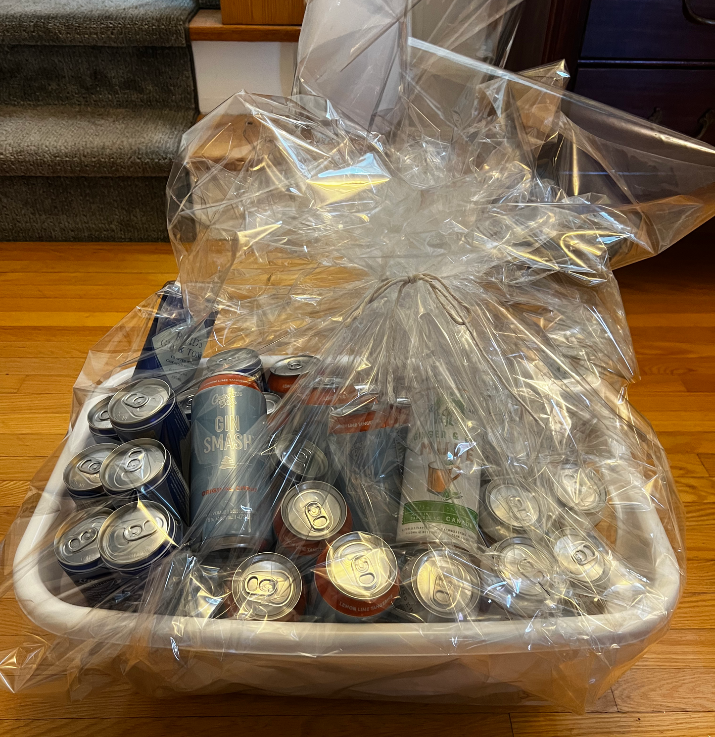 Ready-to-Drink Cocktail Basket